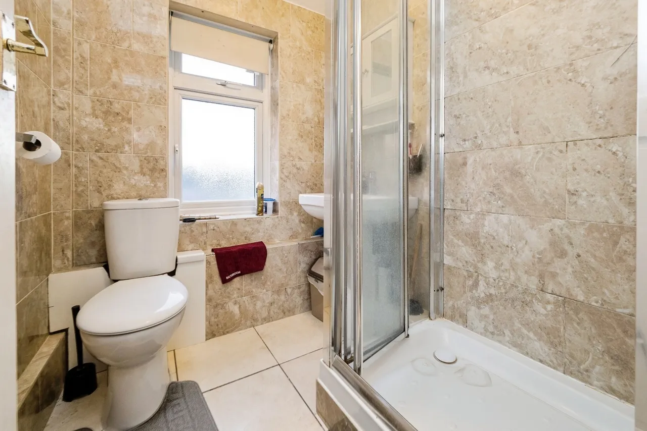 Rowney Road, Dagenham, RM9, photo 5