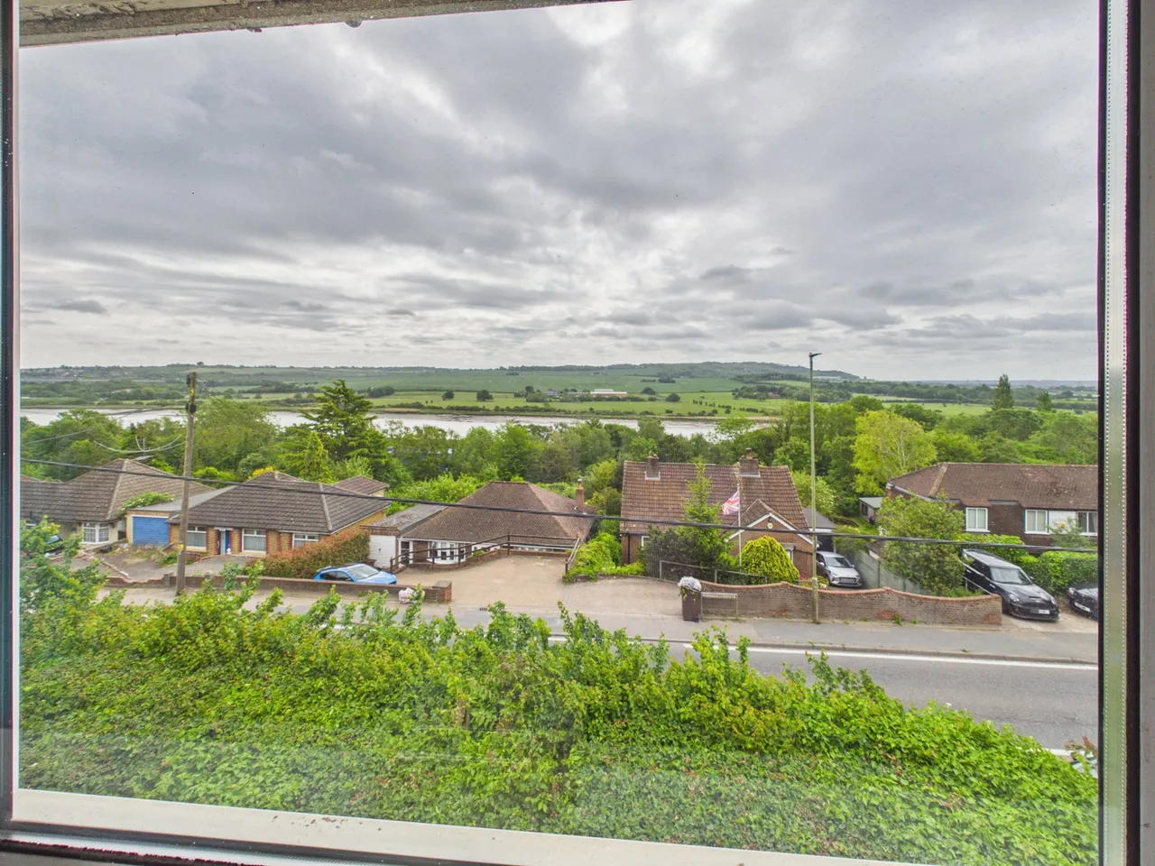 Rochester Road, Cuxton, ME2, photo 16