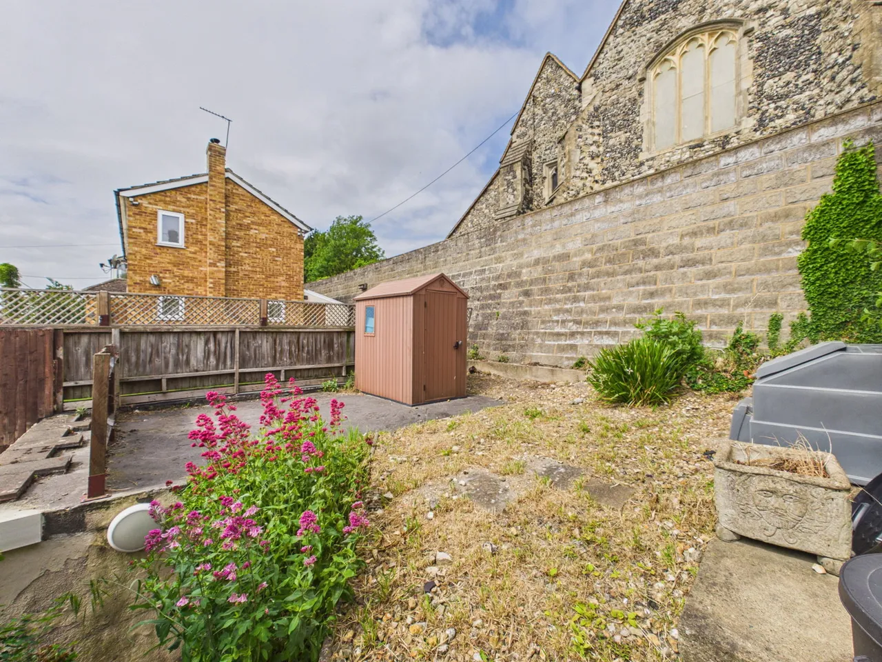 Rochester Road, Cuxton, ME2, photo 18