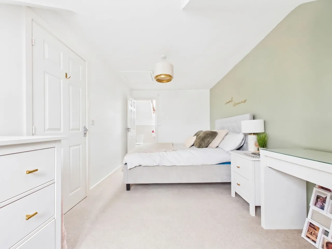 Friarwood Avenue, Pontefract, WF8, photo 12