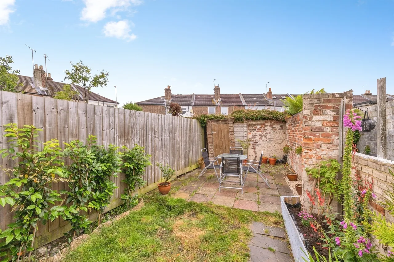 Clarkes Road, Portsmouth, photo 8