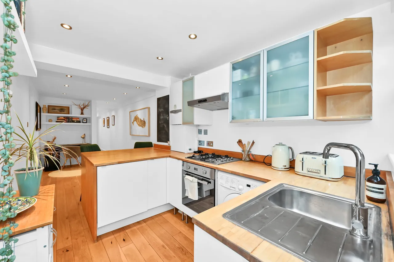 Milton Road, London, SE24, photo 6