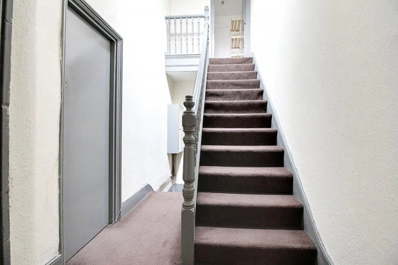Hillfield Avenue, Crouch End, photo 4
