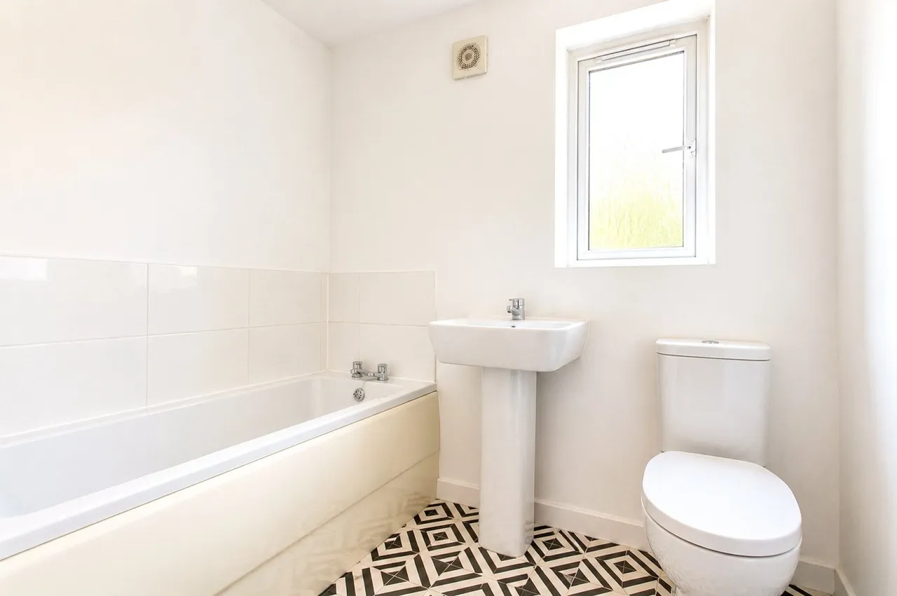 Hercules Road, Weston-super-Mare, BS24, photo 8