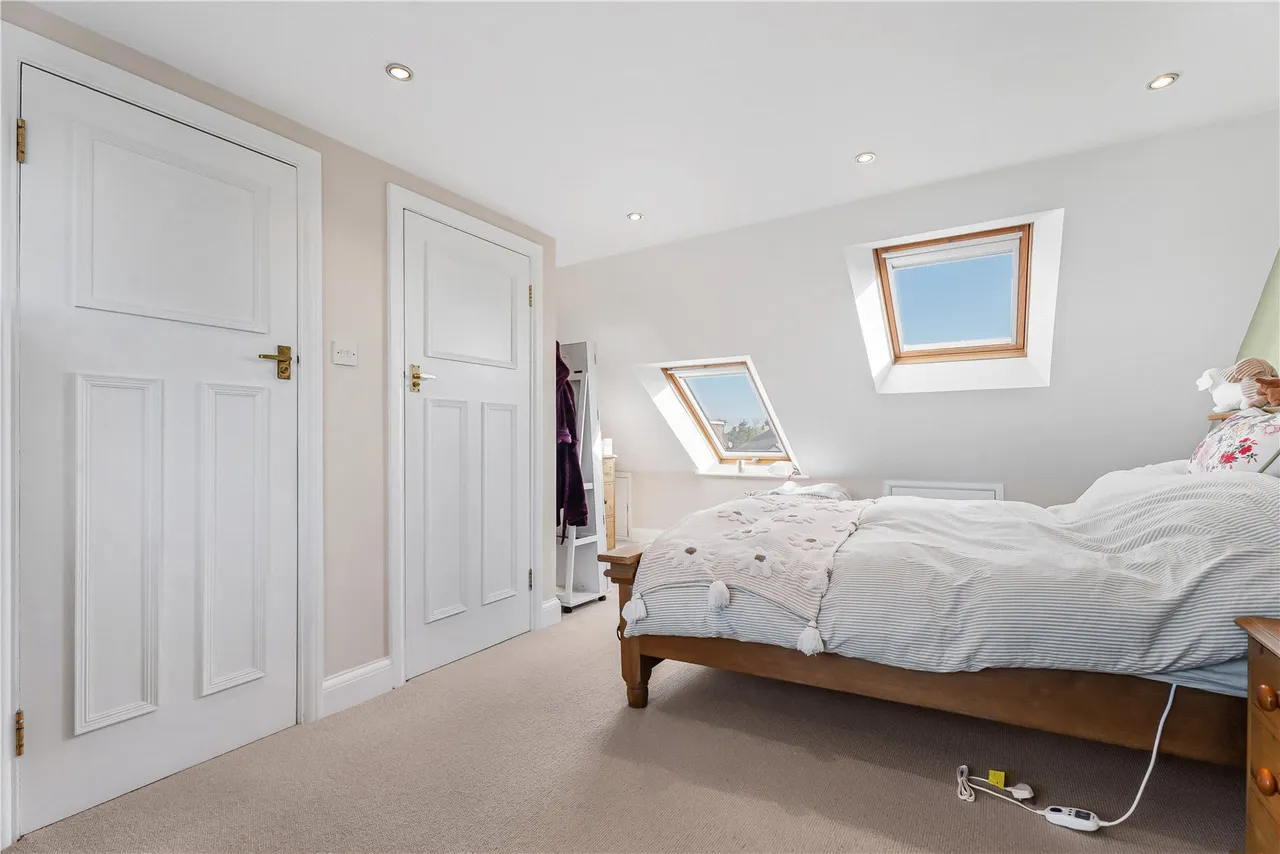 Millwood Road, Hounslow, TW3, photo 12