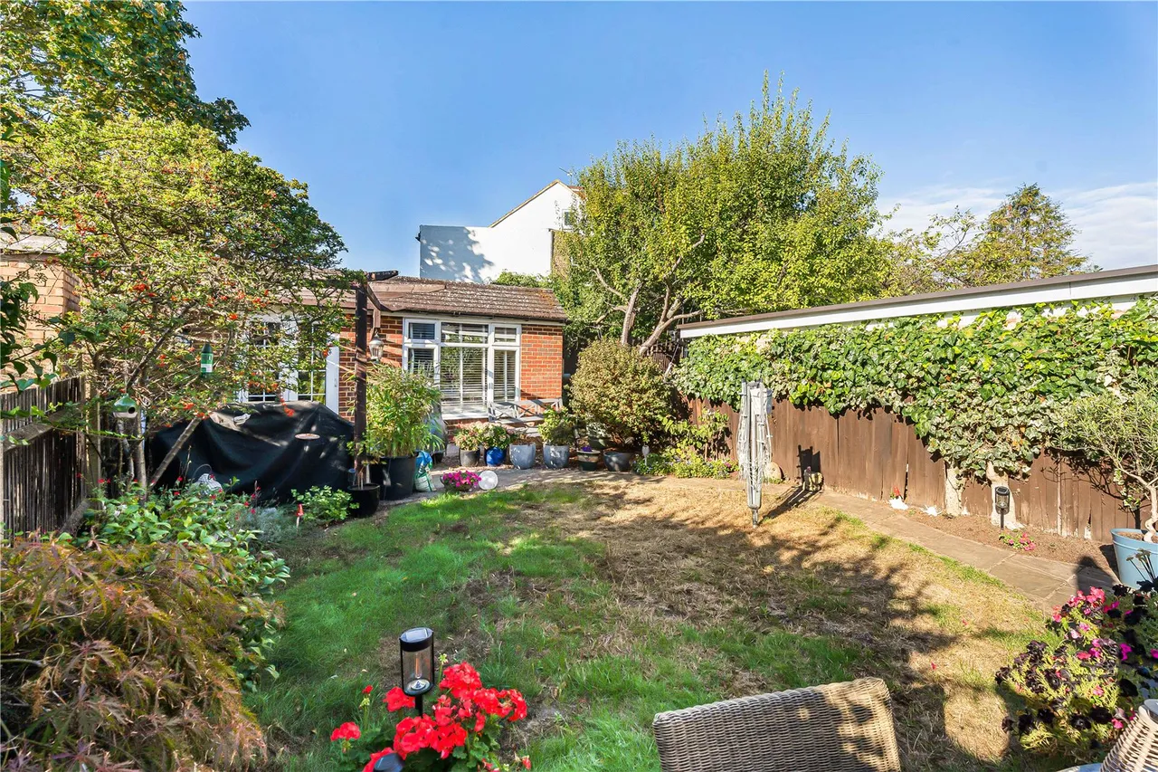 Millwood Road, Hounslow, TW3, photo 25