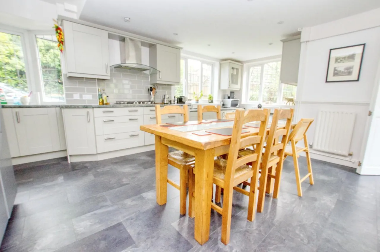 West End Road, West End, Southampton, SO30 3BH, photo 11