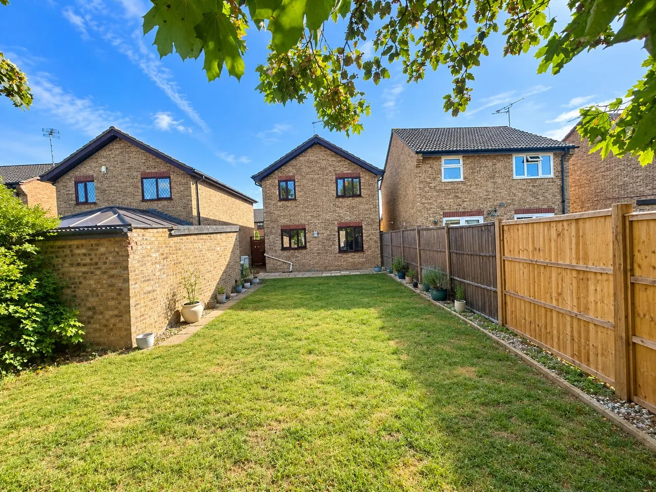 Fraser Close, Deeping St James, PE6, photo 13