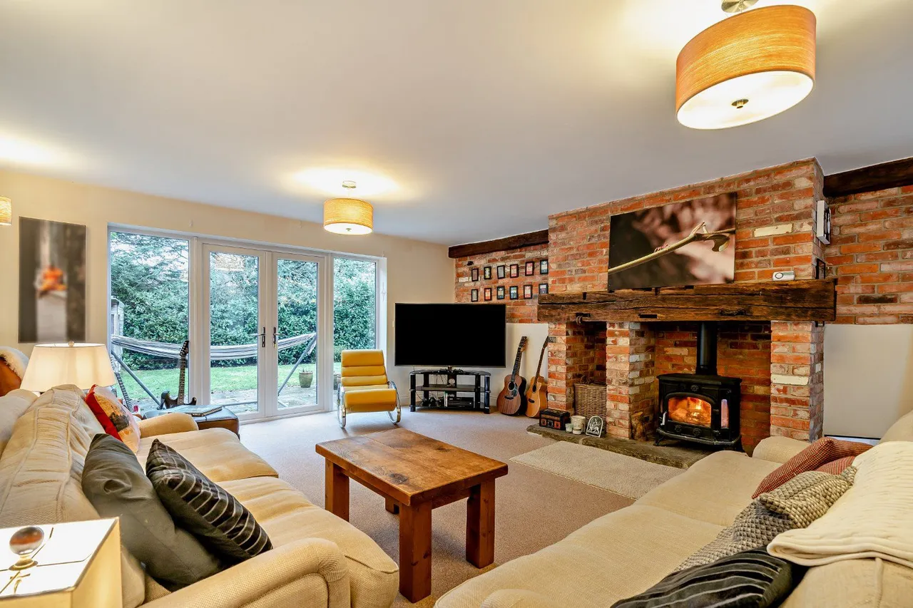 Hermitage Road, Cold Ash, Thatcham, Berkshire, RG18 9JN, photo 5