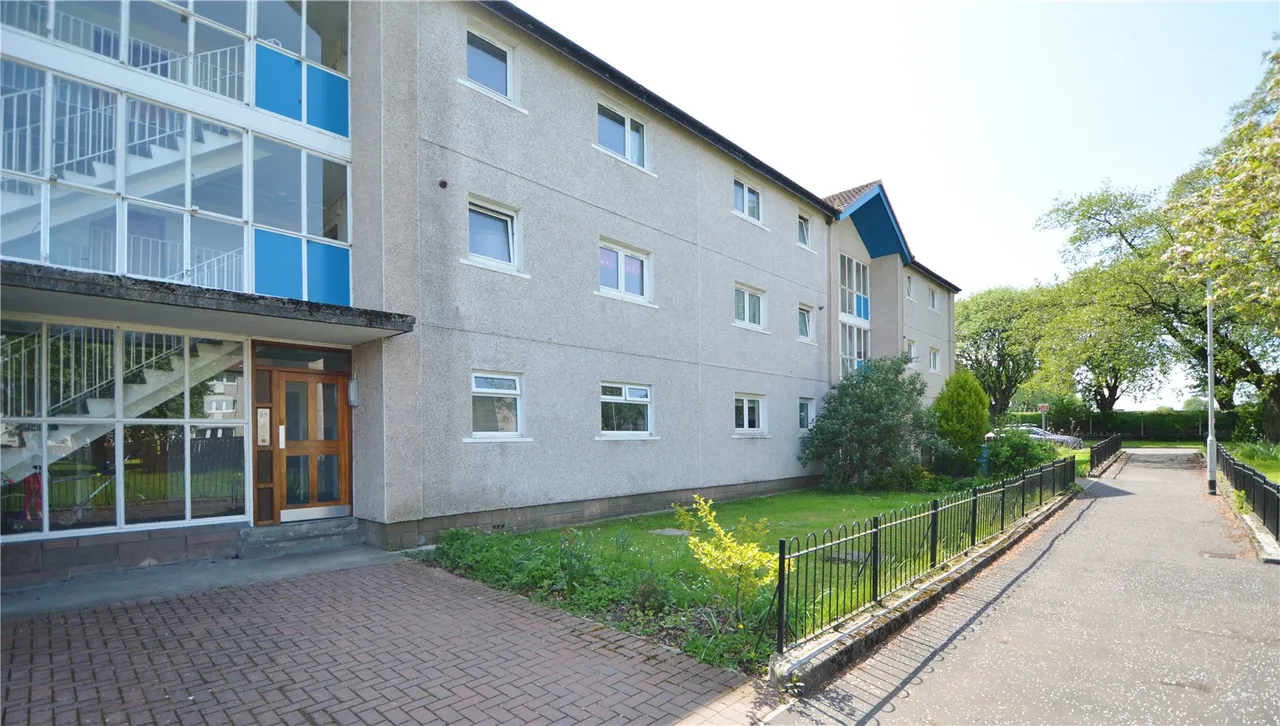1 bed flat to rent, Chamberlain Road, Jordanhill, G13