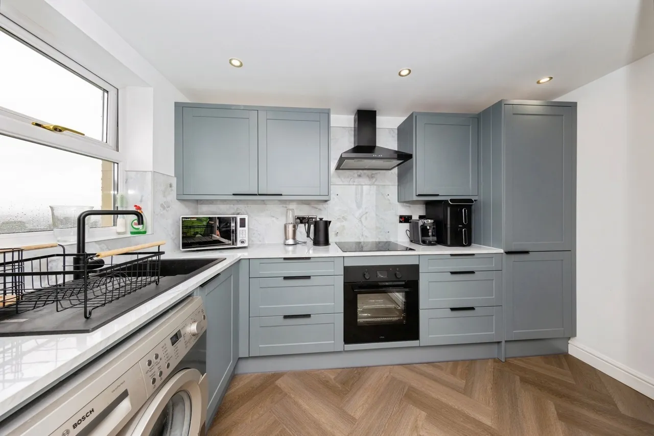 Heol Blaengwastod, Carmarthen, SA31, photo 3
