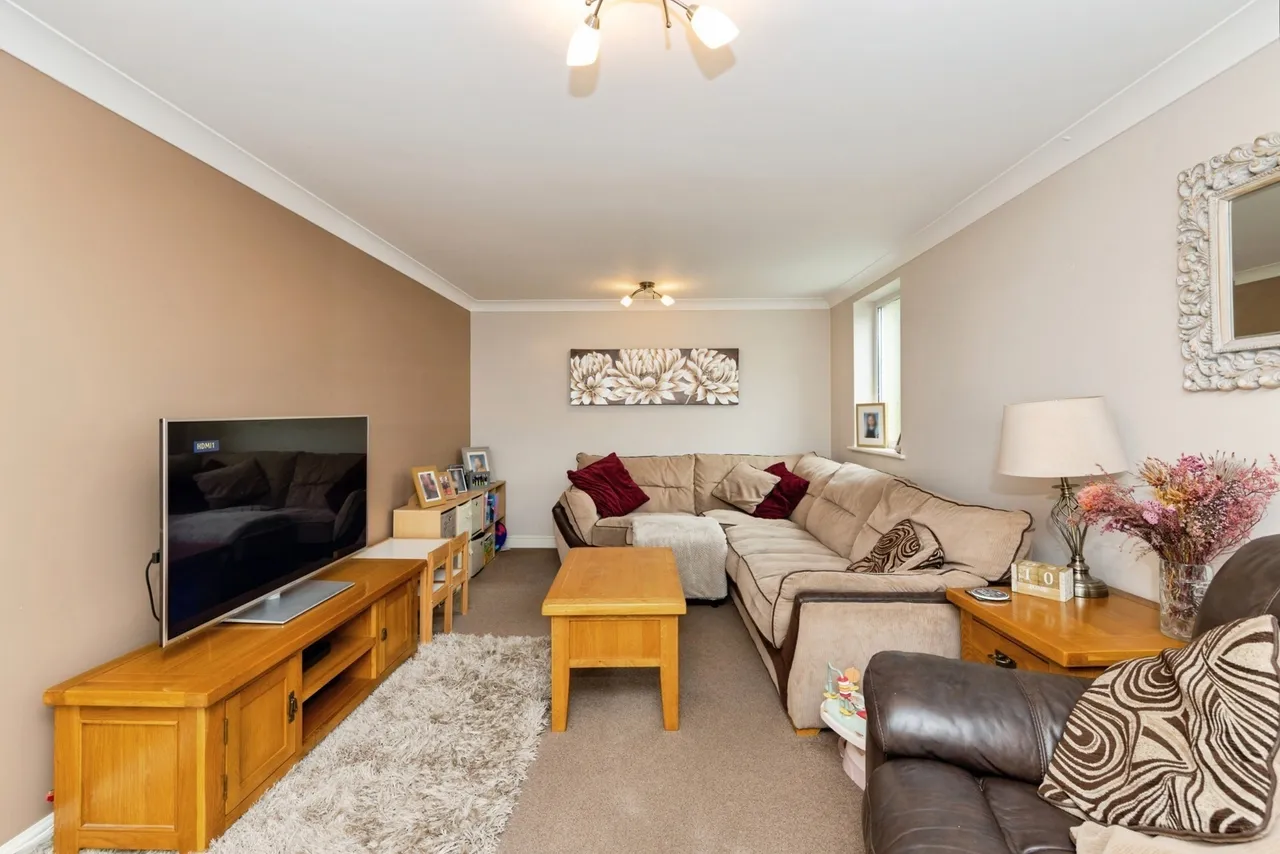 Heol Blaengwastod, Carmarthen, SA31, photo 6