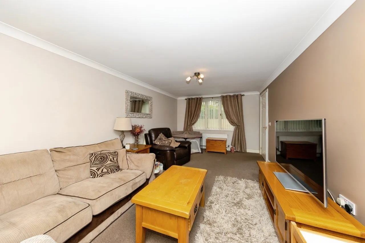 Heol Blaengwastod, Carmarthen, SA31, photo 7