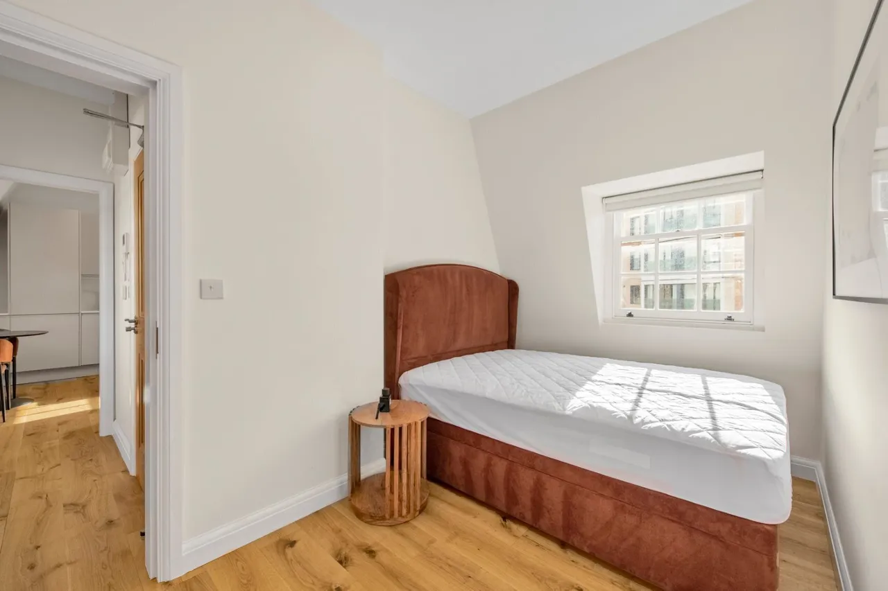 Titchborne Row, W2, photo 3