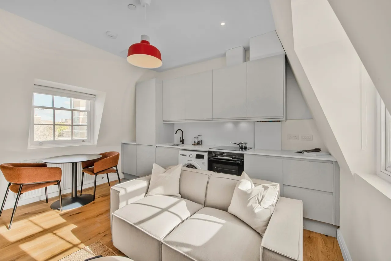 1 bed flat to rent, Titchborne Row, W2