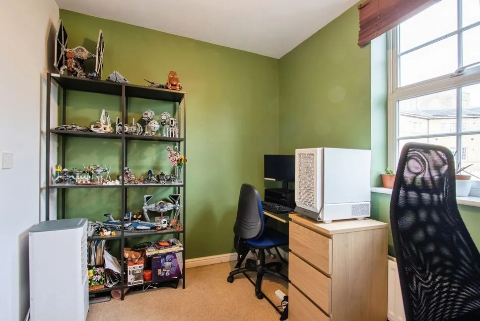 Beven Grove, Wakefield, WF1, photo 8