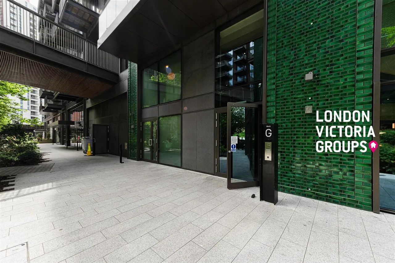 Viaduct Gardens, London, photo 23