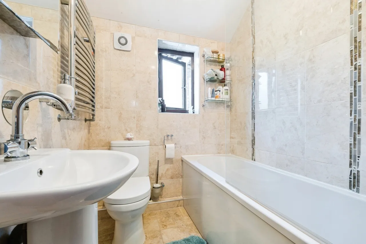 Craigdale Road, Hornchurch, RM11, photo 19