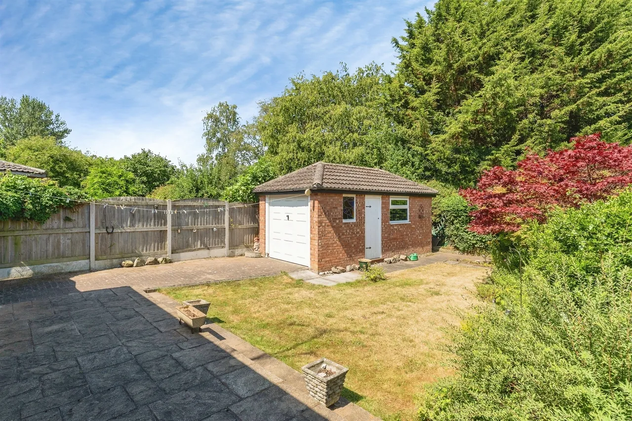 Caldy Close, Chester, CH2, photo 18
