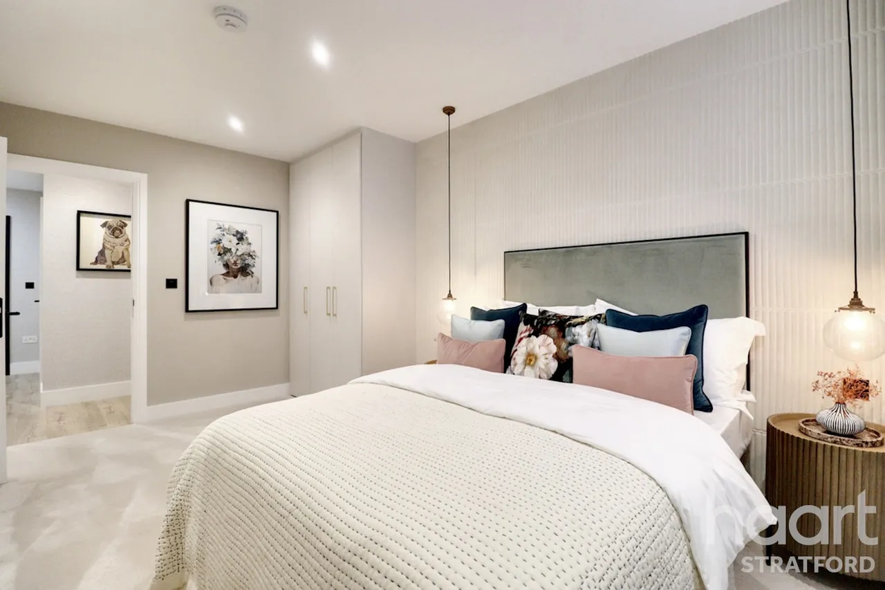 Manor Road, London, E15, photo 15