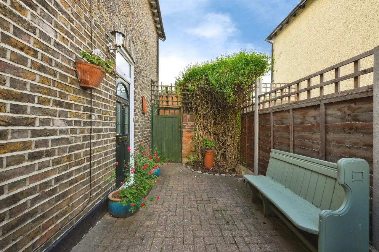 Westlea Road, Broxbourne, EN10, photo 10