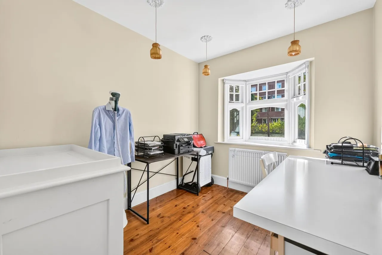 Charteris Road, Woodford Green, IG8, photo 18