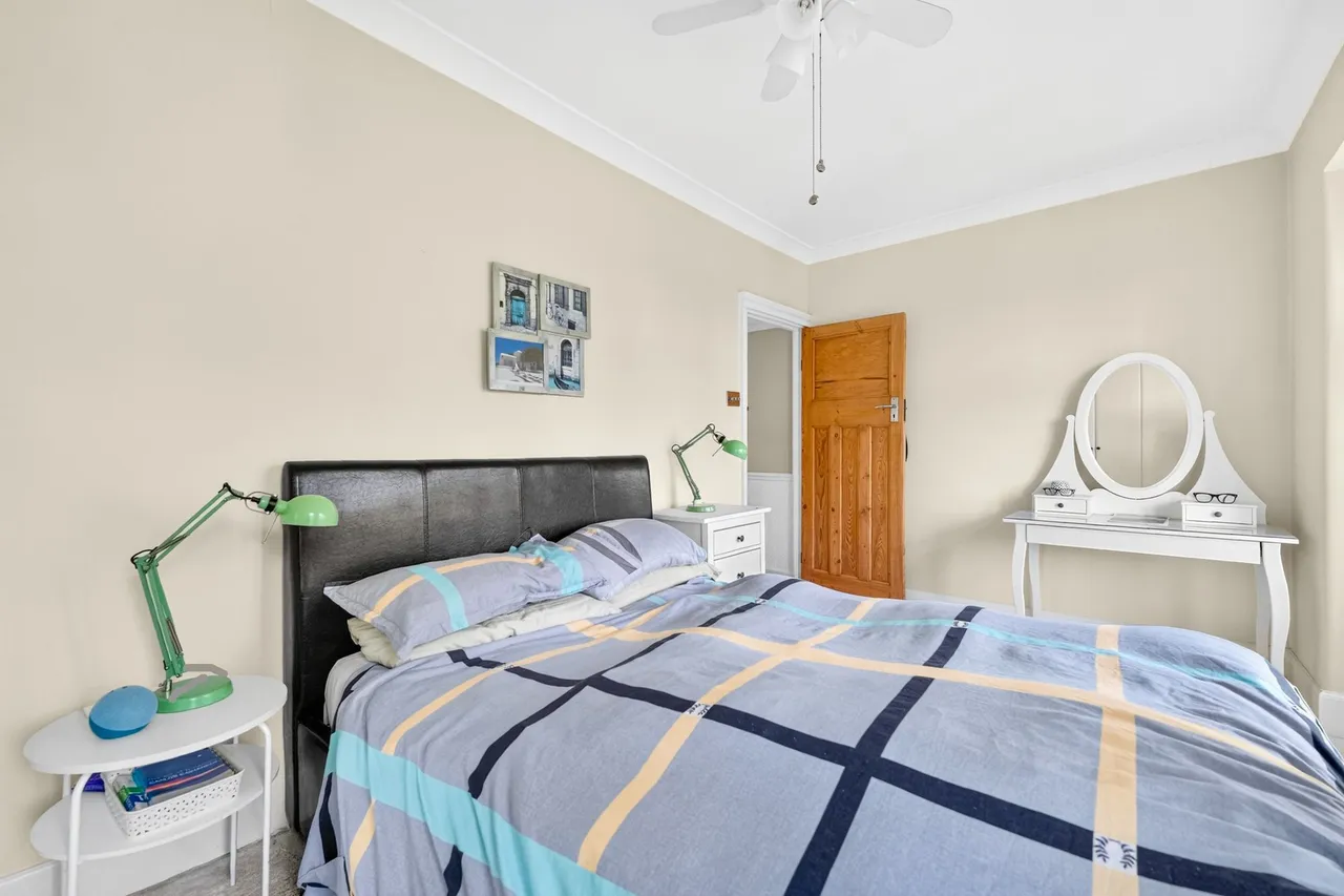 Charteris Road, Woodford Green, IG8, photo 13