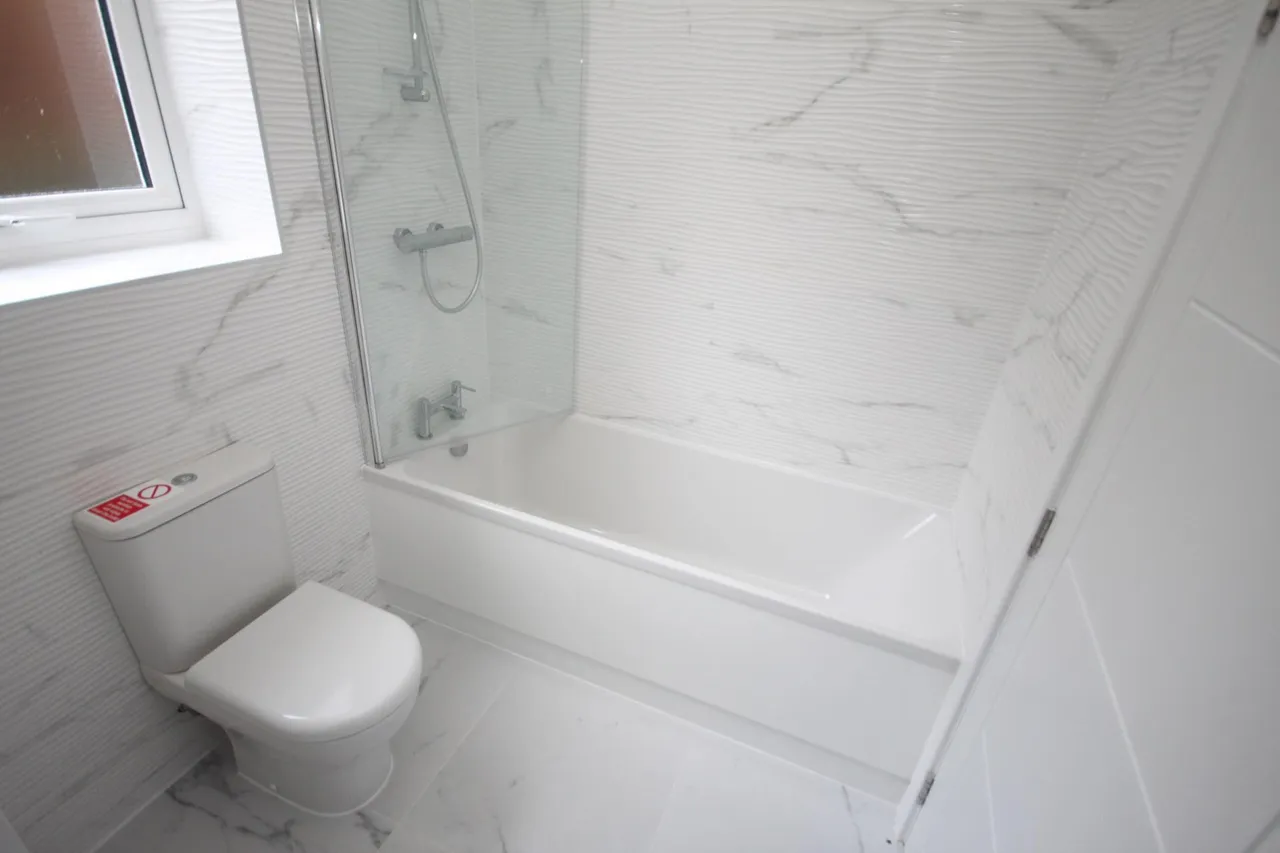Old Bedford Road, Luton, LU2, photo 10