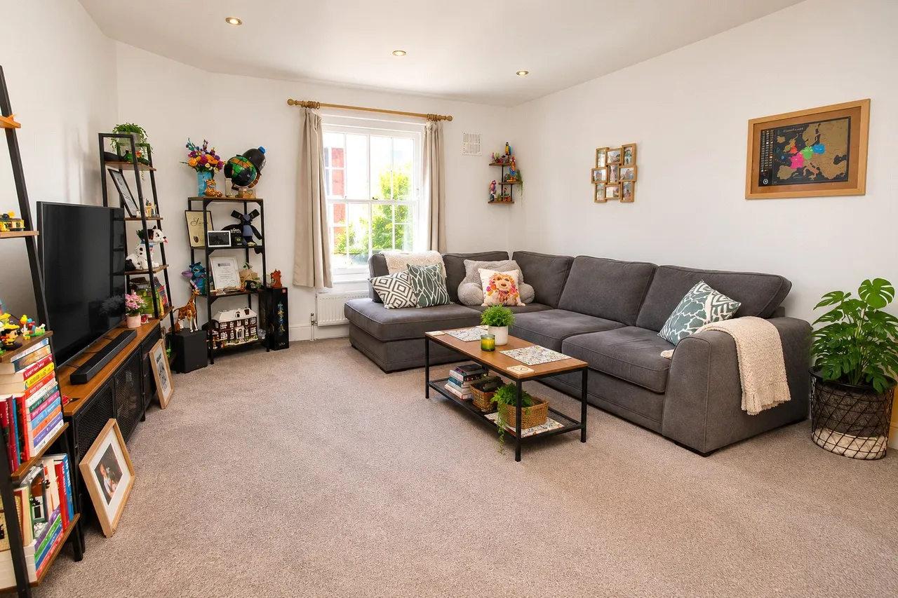 Amery Street, Alton, GU34, photo 2