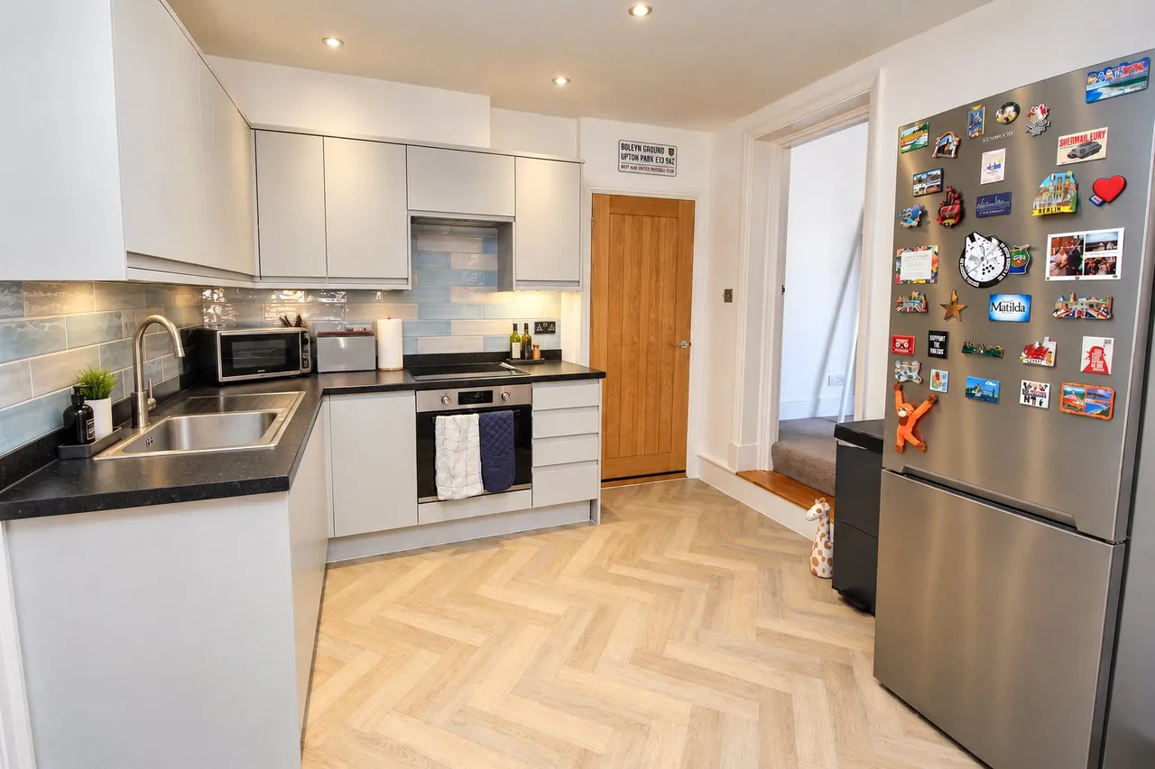 Amery Street, Alton, GU34, photo 4
