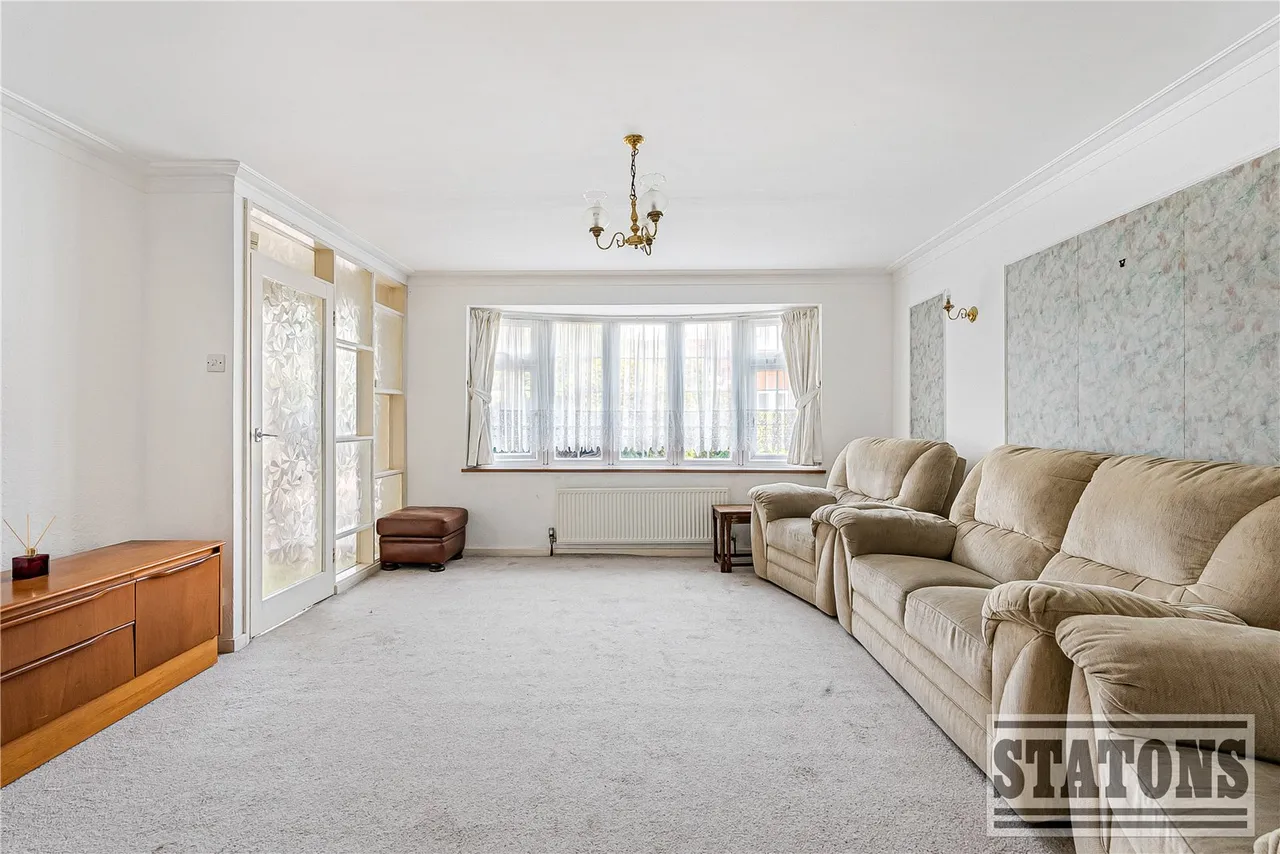 Newlands Place, Barnet, EN5 2SX, photo 2