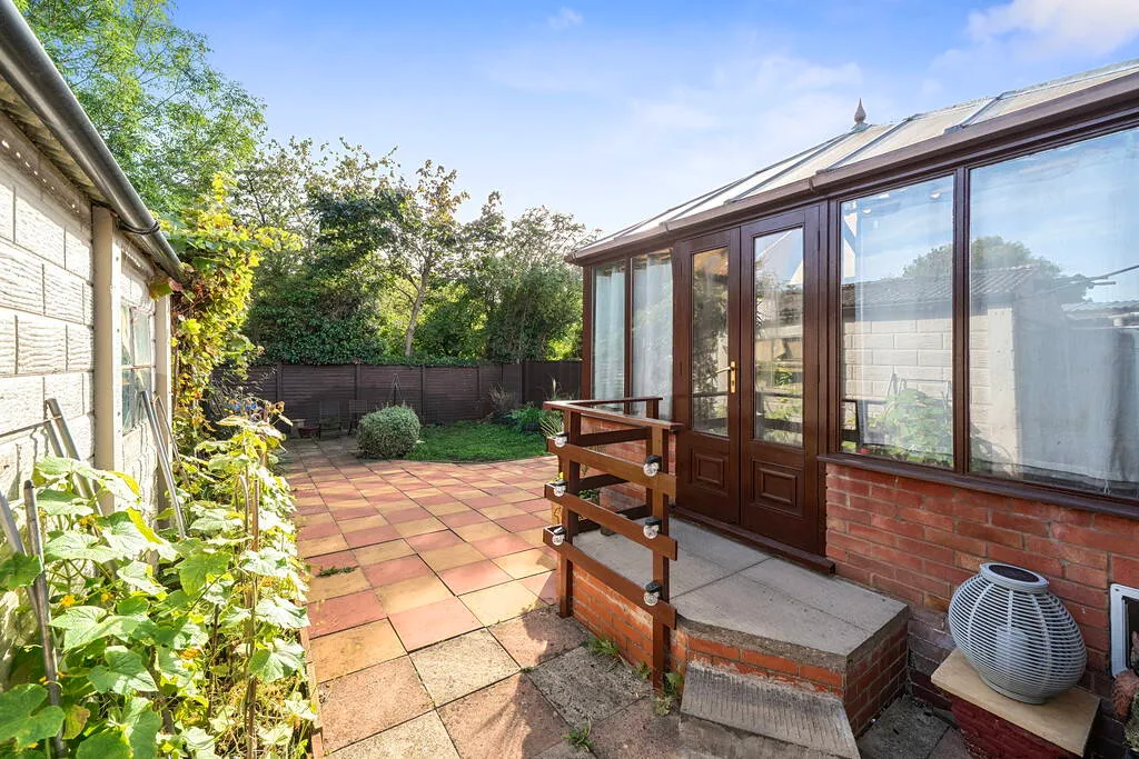 Beaconsfield Avenue, Rugby, CV22, photo 21