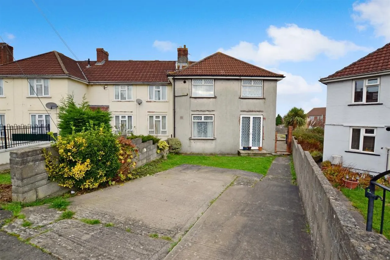 4 bed house for sale — Highridge Crescent, Bristol