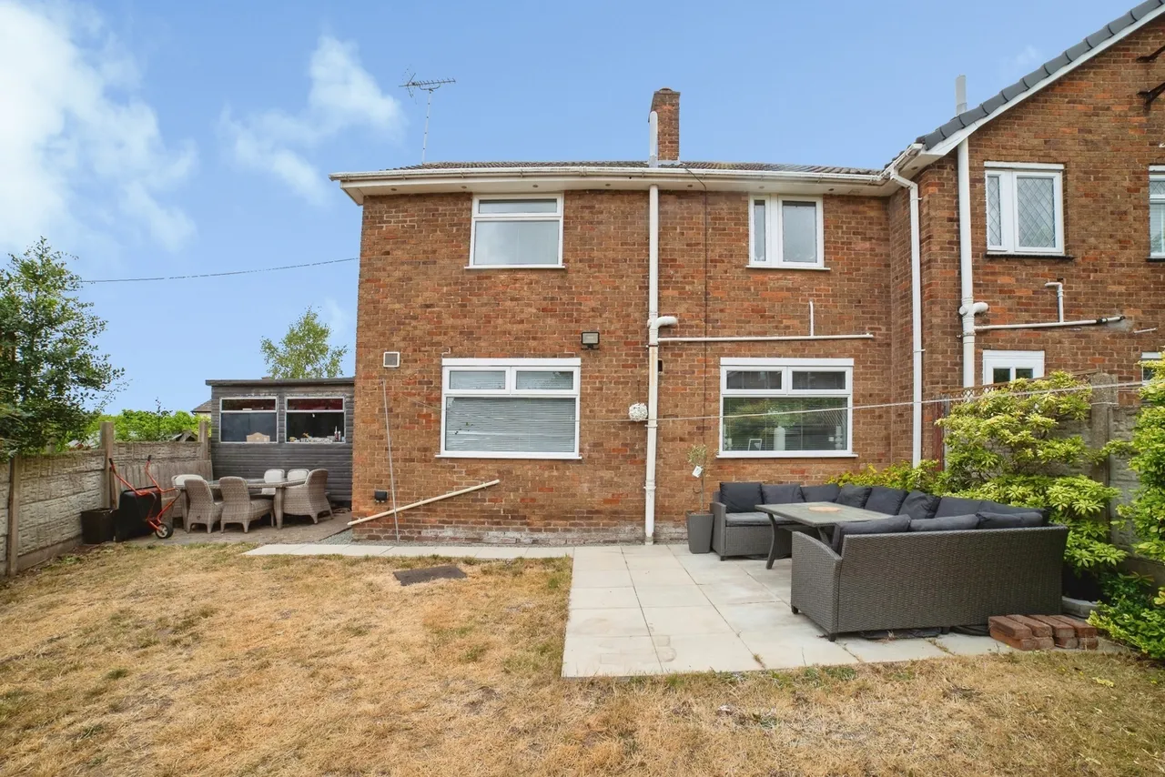 Clumber Avenue, Rainworth, Mansfield, Nottinghamshire, NG21, photo 21