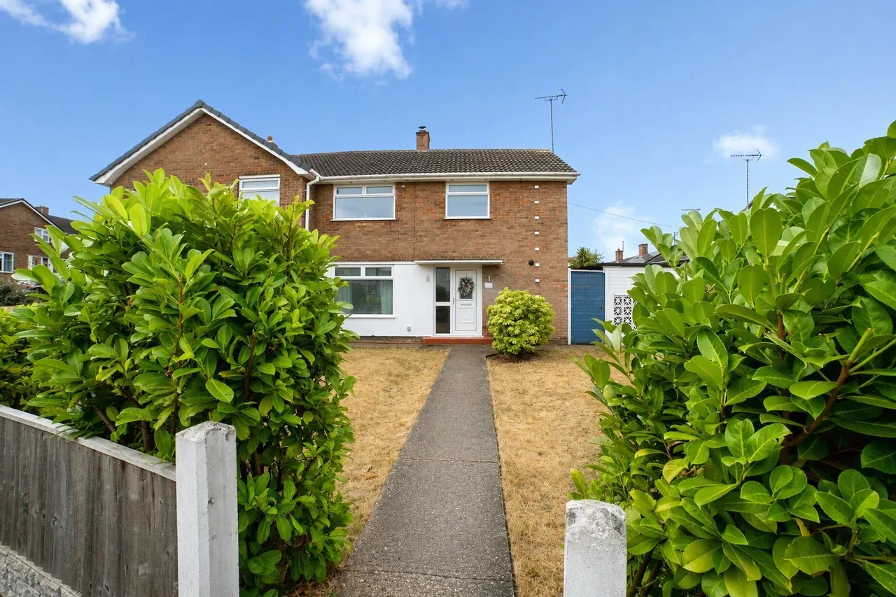 3 bed house for sale — Clumber Avenue, Rainworth, Mansfield, Nottinghamshire, NG21
