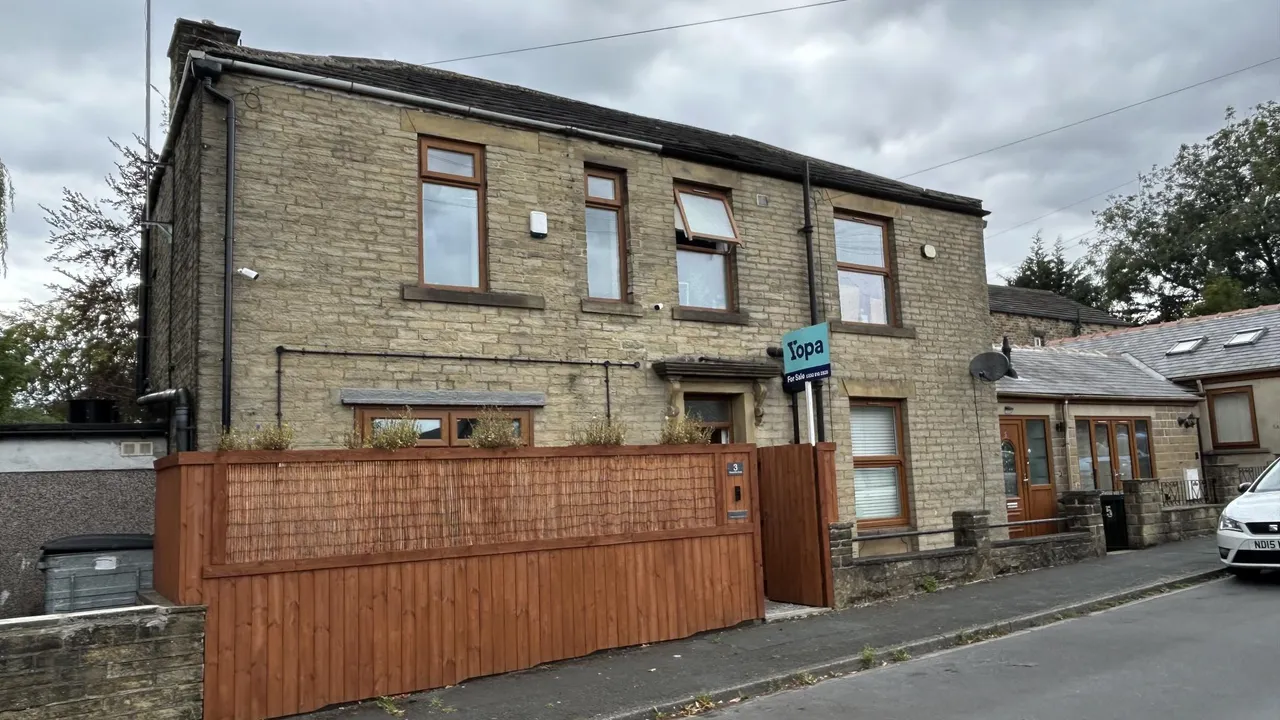 Brearcliffe Street, Bradford, BD6, photo 3