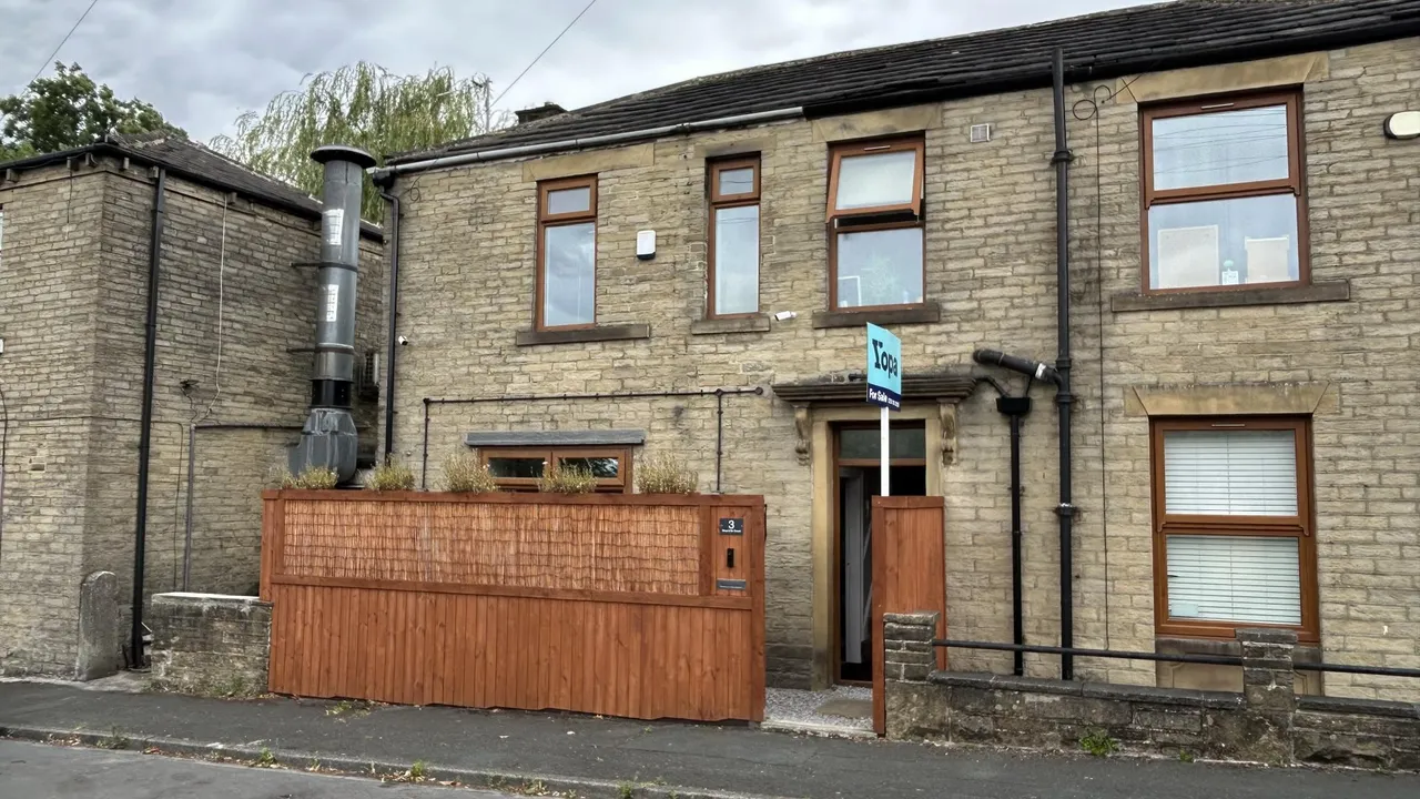 Brearcliffe Street, Bradford, BD6, photo 2
