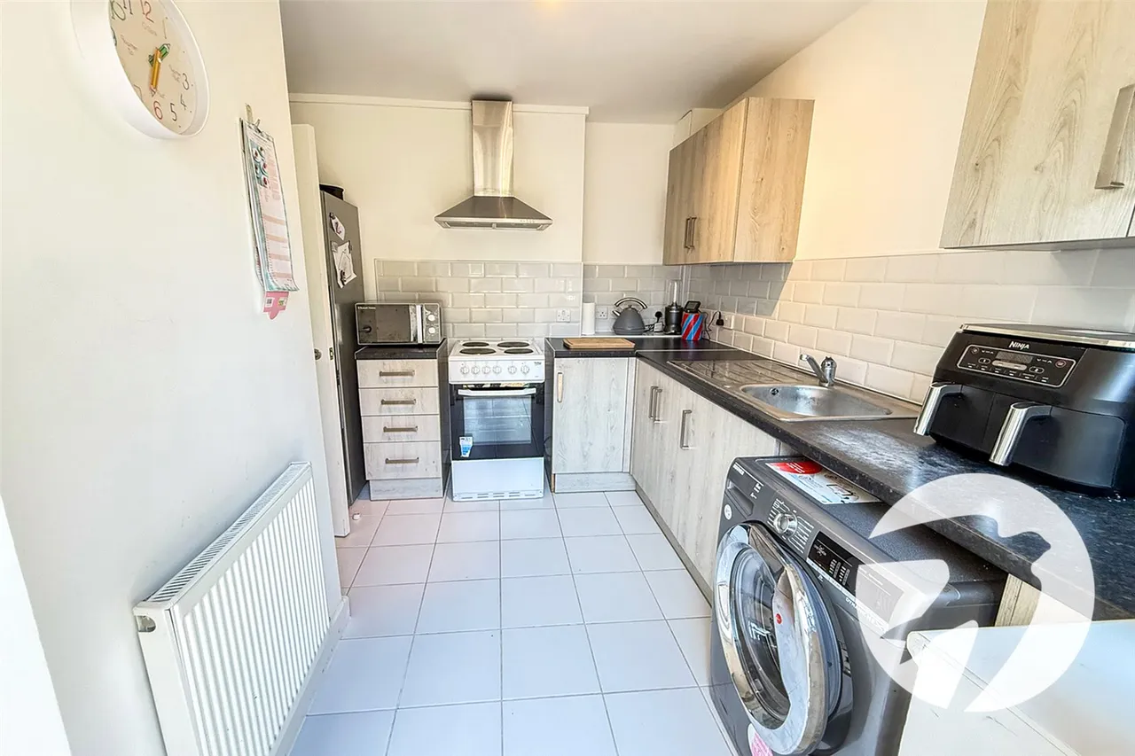 Moira Road, London, SE9, photo 3