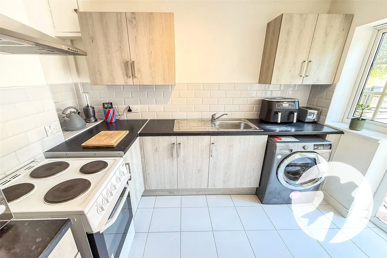 Moira Road, London, SE9, photo 10