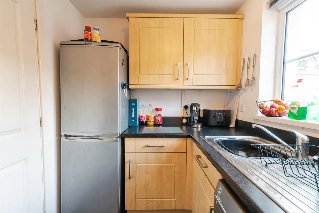 Small Meadow Court Caerphilly, CF83, photo 8
