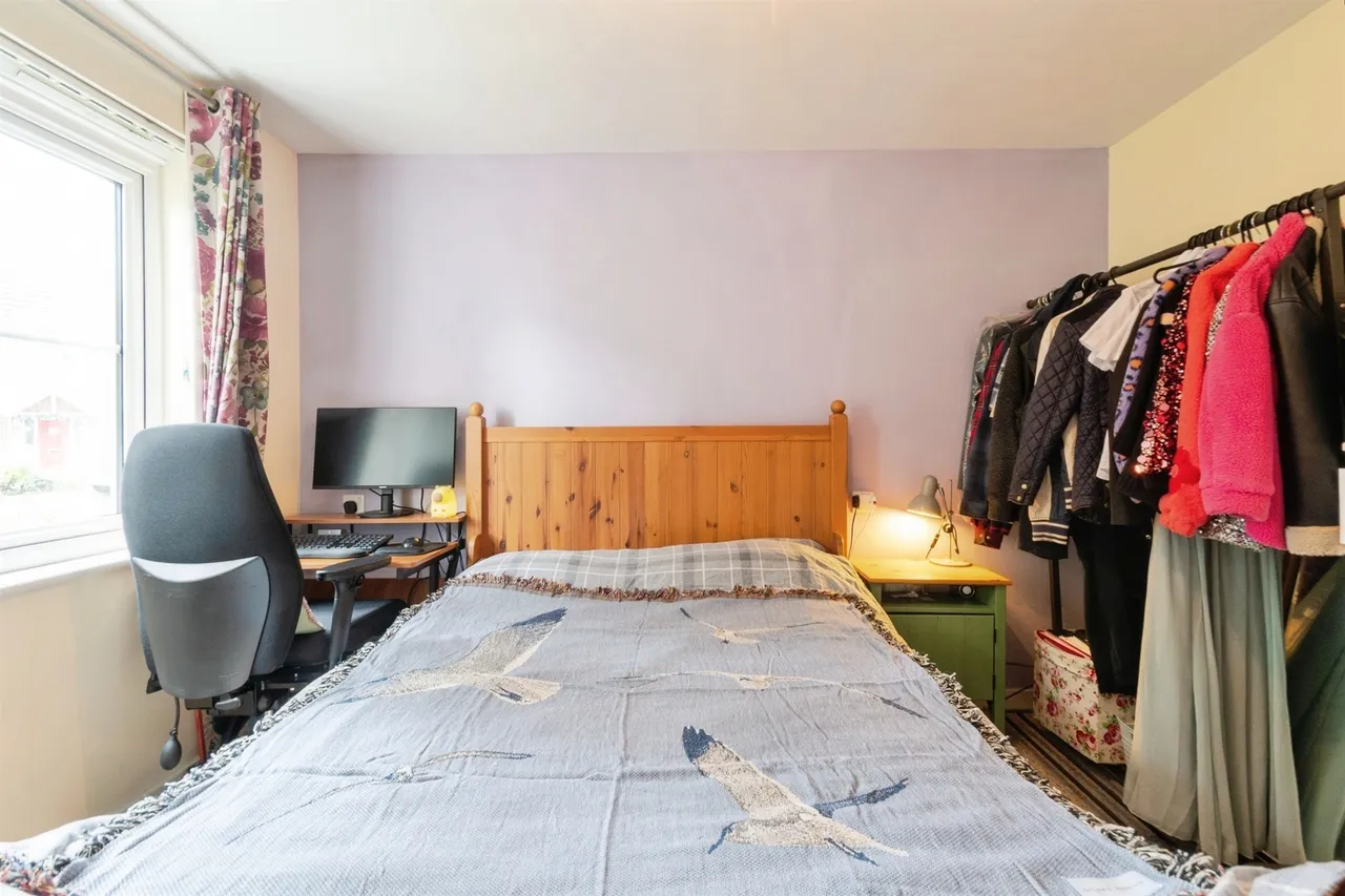 Small Meadow Court Caerphilly, CF83, photo 11