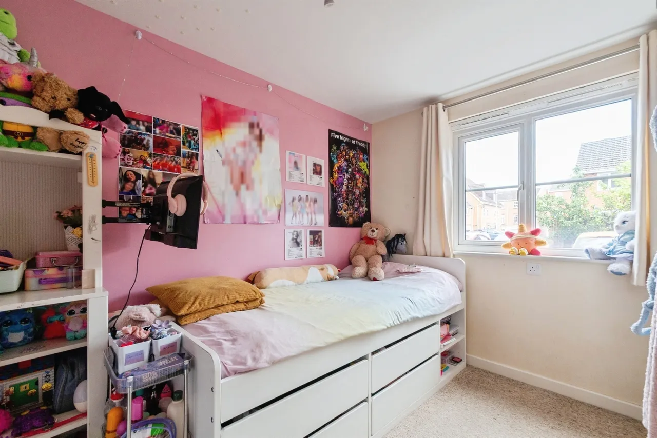 Small Meadow Court Caerphilly, CF83, photo 13