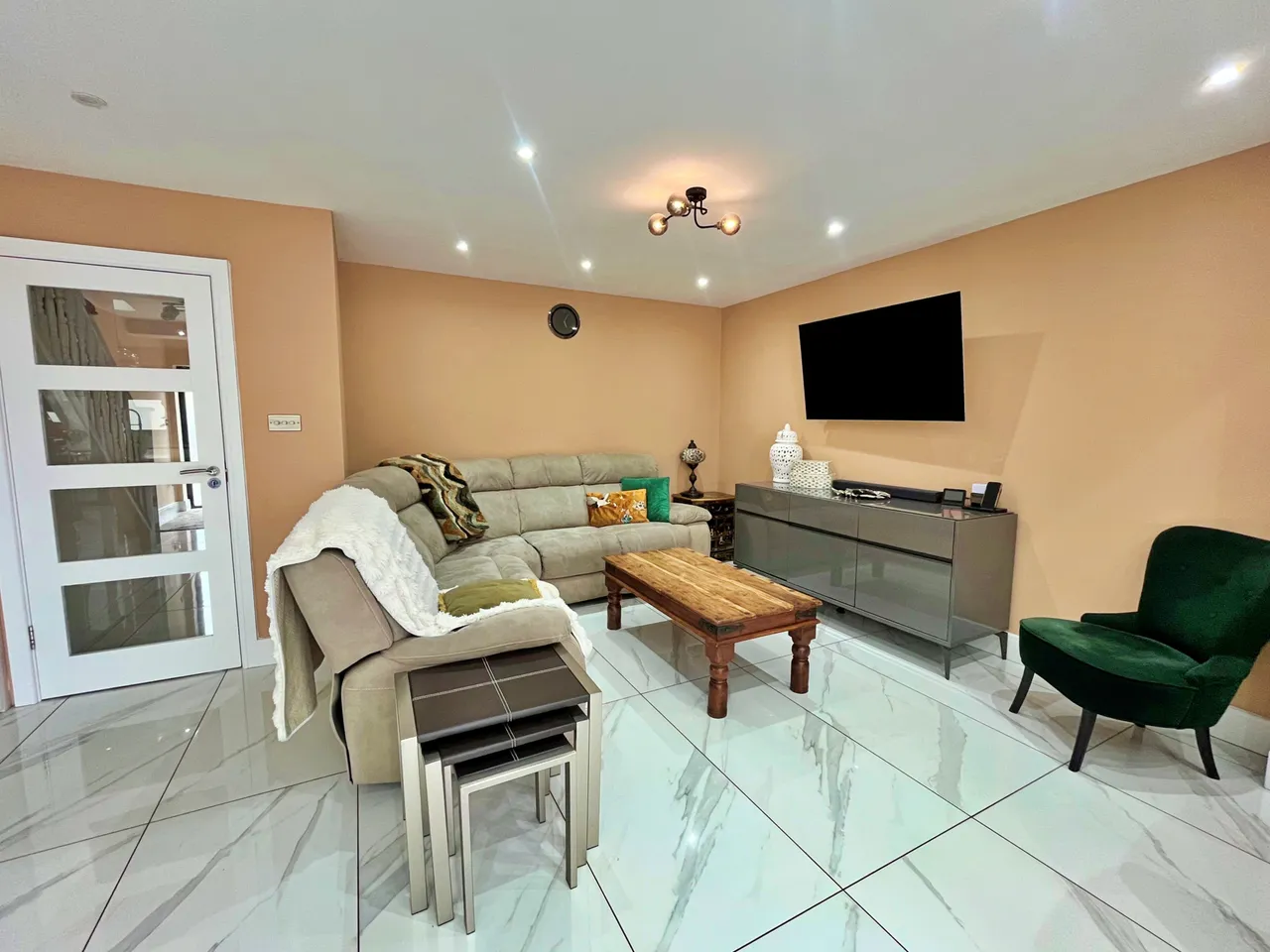 Burwell Avenue, Greenford, UB6, photo 11
