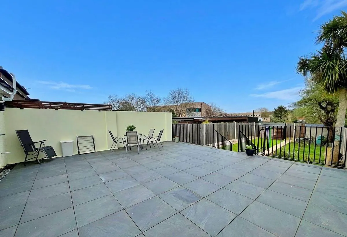 Burwell Avenue, Greenford, UB6, photo 17