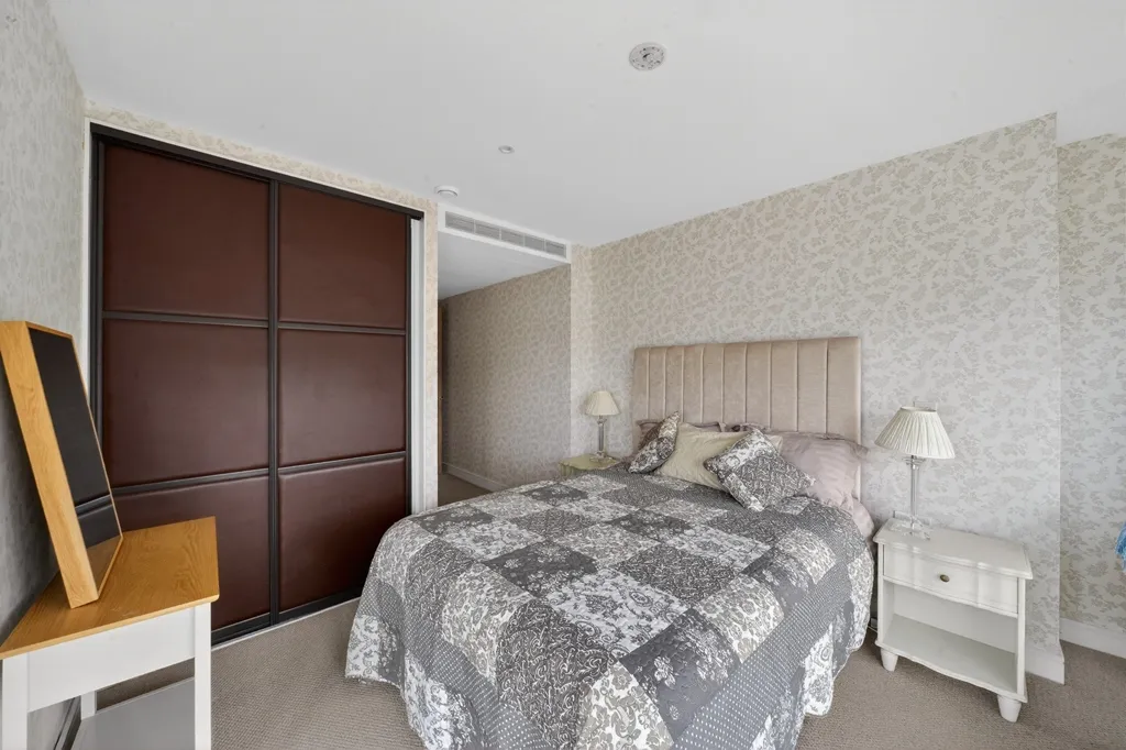 Juniper Drive, Wandsworth, SW18, photo 11