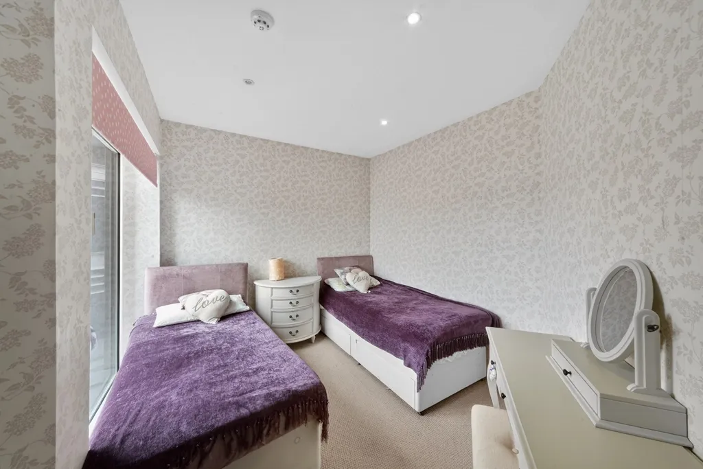 Juniper Drive, Wandsworth, SW18, photo 12