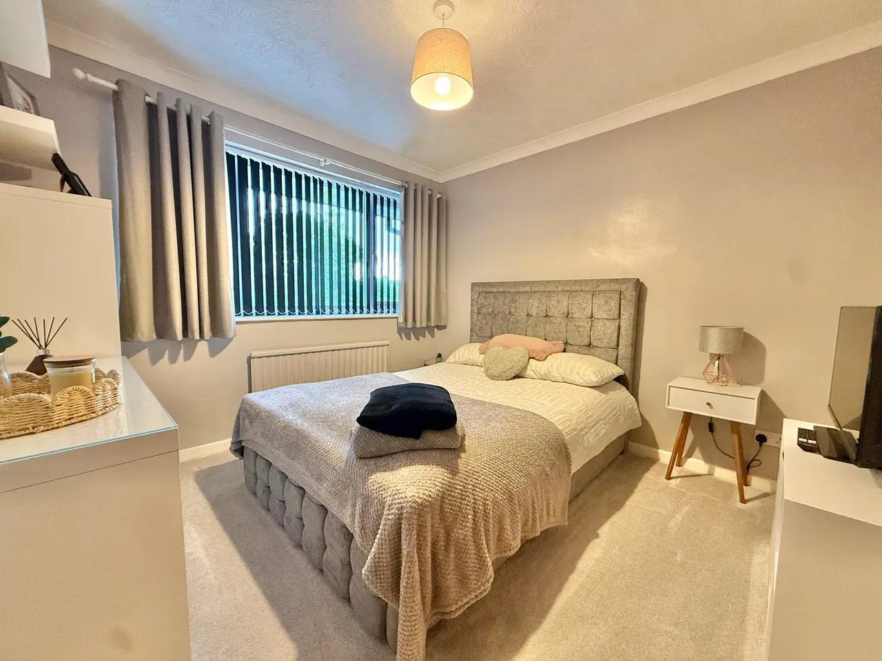 Whittles Walk, Denton, M34, photo 9