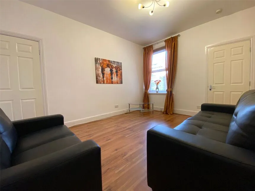 Eighth Avenue, Newcastle upon Tyne, Tyne and Wear, NE6, photo 2