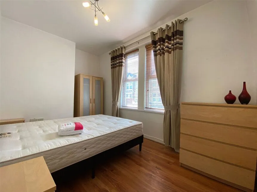 Eighth Avenue, Newcastle upon Tyne, Tyne and Wear, NE6, photo 6