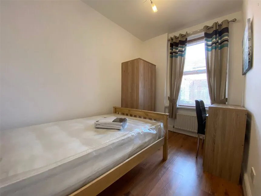 Eighth Avenue, Newcastle upon Tyne, Tyne and Wear, NE6, photo 7